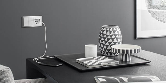 JUNG SCHUKO® Steckdosen mit USB-Anschlüssen bei Lichtstudio Kerl e.K. in Göttingen